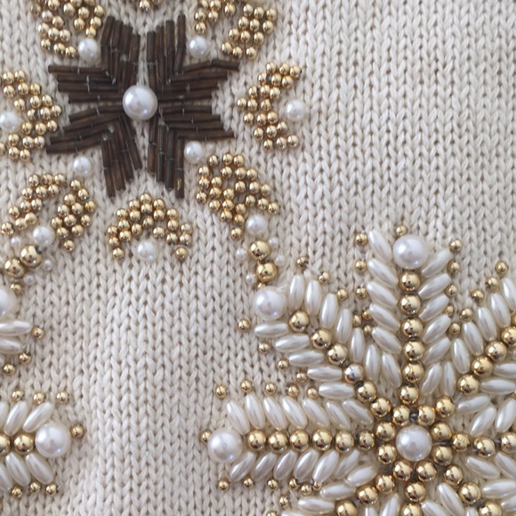 🤩VTG embellished snowflake holiday sweater - Picture 3 of 11